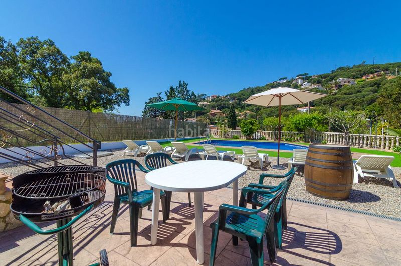 Foto 38ab0c67-e171-47f3-82ae-851307993a1c. Casa amb aparcament piscina a Serra Brava Lloret de Mar