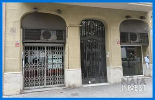 Business premise in Carrer del Comte d'Urgell