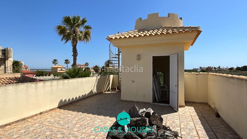 Foto 84900f20-8d68-42a3-b282-bd3059e32ccf. Chalet in calle urb Veneziola 65 in Veneziola Manga del Mar Menor (La)