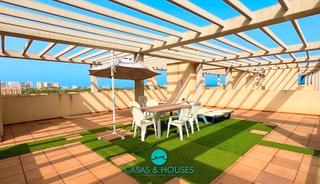 Locale commerciale in Calle puerto tomás maestre 1. Local comercial con espectacular solárium privado de 162 m² y ga