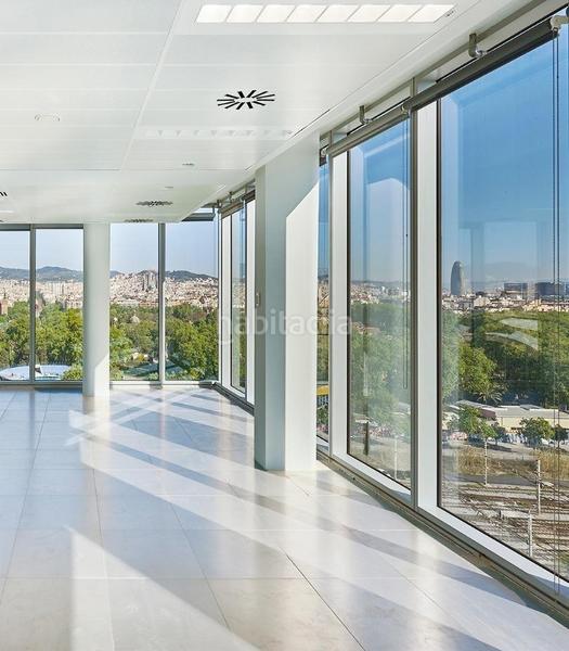 Foto edc9e59c-e5cc-4895-a754-4376f0f4bc0c. Rent office space with parking in Barceloneta Barcelona