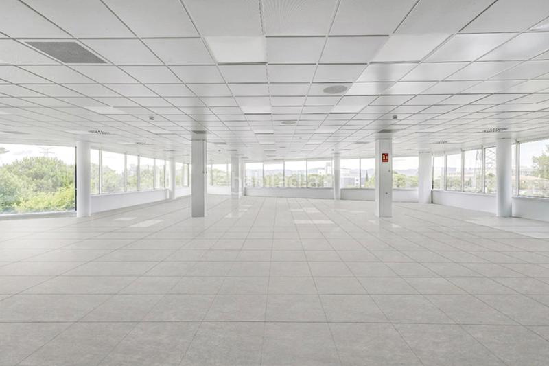 Foto 815a39fd-f593-48b7-aa9c-4015cf74117a. Affitto ufficio con parcheggio in Volpelleres Sant Cugat del Vallès