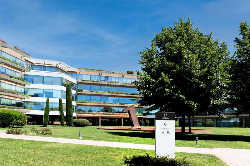 Foto a21ddbf4-a759-4e26-b338-b80c67695e47. Miete büro mit parking in Volpelleres Sant Cugat del Vallès