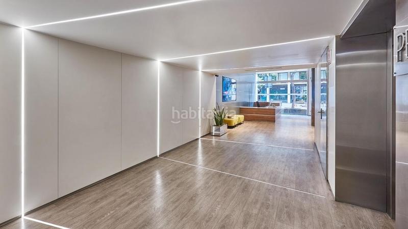 Foto a9616ddd-ba93-43e5-a15a-98393c243ef7. Location bureau avec chauffage parking dans El Parc i la Llacuna del Poblenou Barcelona