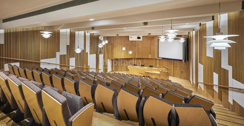 Foto 1904c2dc-1f4b-4324-b595-1c70a022219f. Rent office space with parking in Barceloneta Barcelona