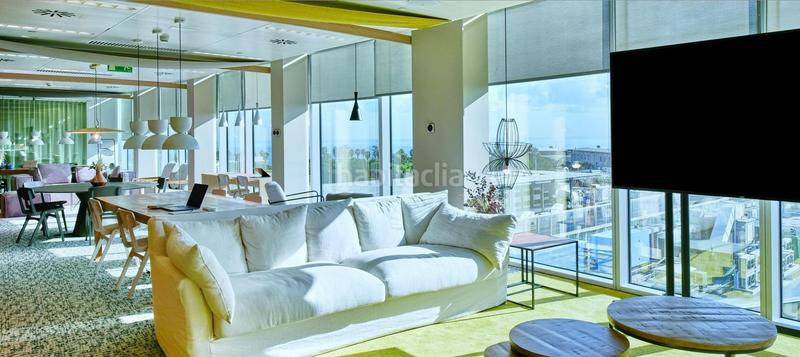 Foto e734b0f7-ead3-4b7f-aa0c-c9173404971a. Rent office space with parking in Barceloneta Barcelona