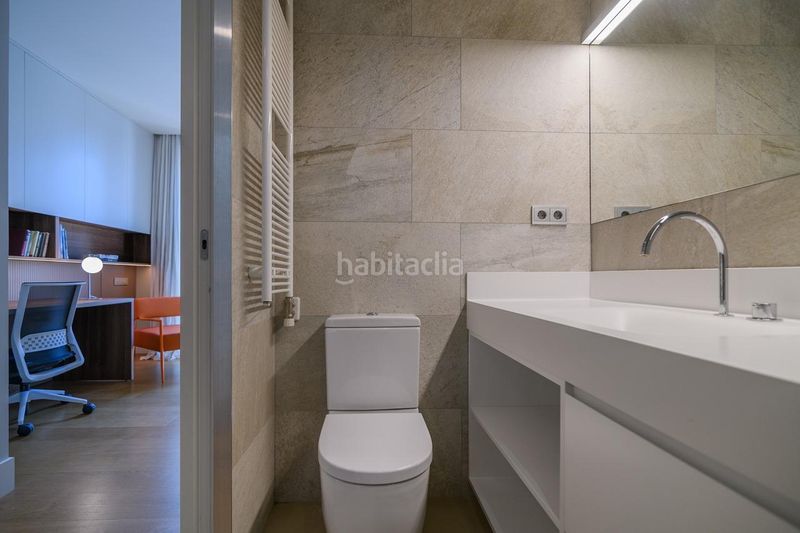 Foto ecd7f24a-50b2-418c-8852-cc2a375bb3f7. Àtic a calle de valencia 247 a Dreta de l´Eixample Barcelona