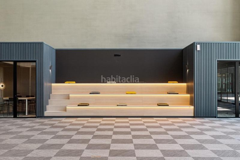 Foto c20b8893-32e3-486f-8d03-79d7efb49c54. Rent office space with heating parking in Diagonal Mar i el Front Marítim del Poblenou Barcelona