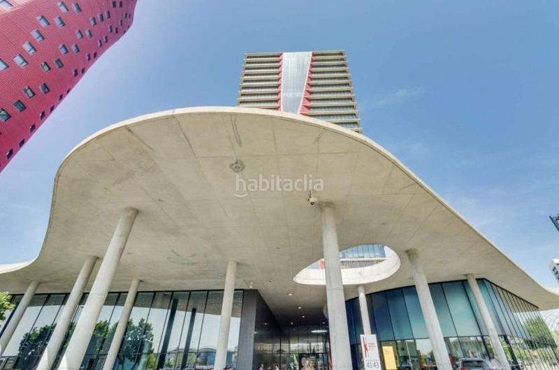 Foto ebad6aa4-6fb4-40b1-a945-09ca26c2237b. Lloguer oficina amb calefacció a Santa Eulàlia Hospitalet de Llobregat (L´)