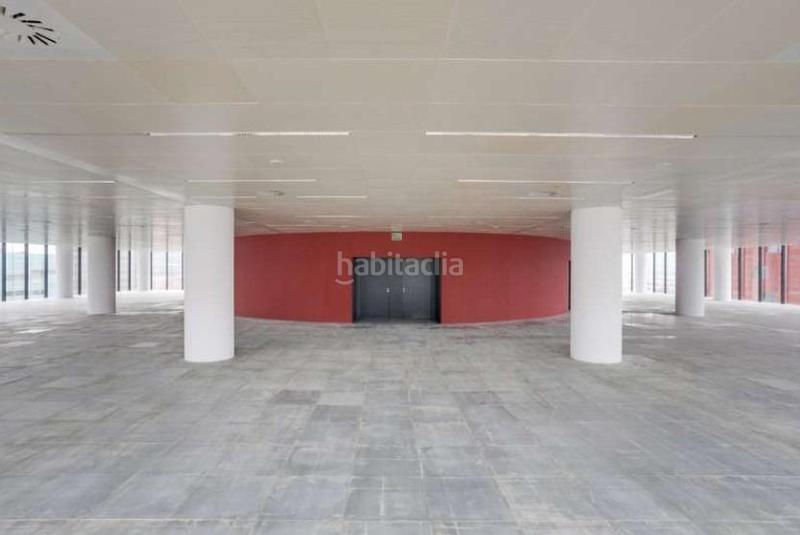 Foto bba12691-d1e8-4022-af33-a17fdb870f38. Alquiler oficina  en alquiler en Santa Eulàlia Hospitalet de Llobregat (L´)