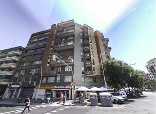 Büro in El Parc i la Llacuna del Poblenou. Oficina en venta en edificio industrial