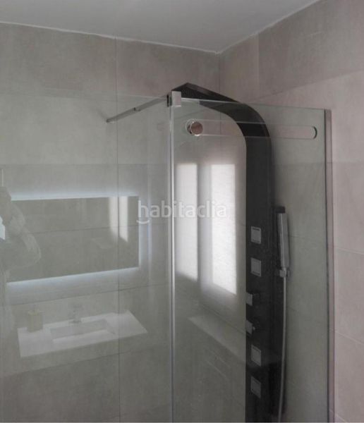 Foto a905364a-e185-4863-b9f2-e2218bacc3d4. Àtic a carrer carrer de berlín 2 a Sants Barcelona