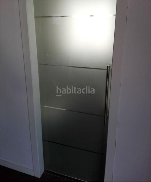 Foto c0c939df-f223-449b-8a99-23a33727e4a1. Àtic a carrer carrer de berlín 2 a Sants Barcelona