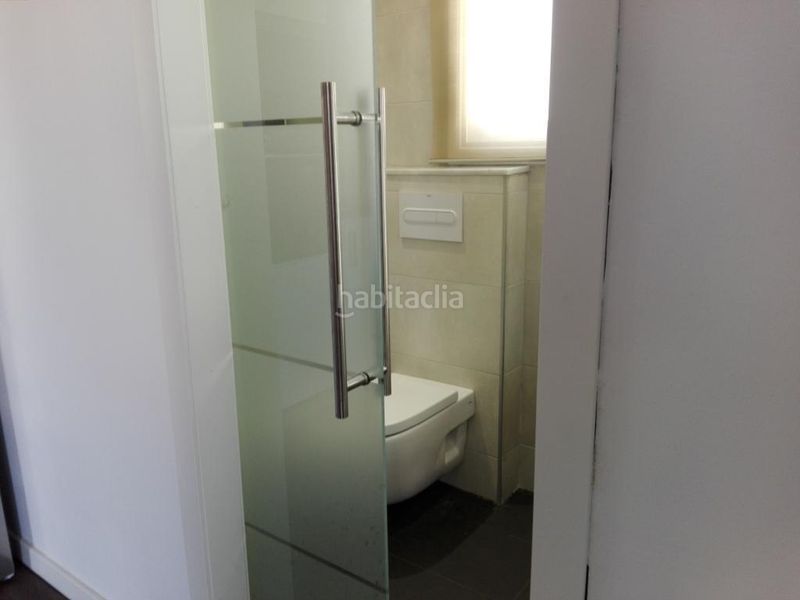 Foto d33f3337-70ad-476f-beba-6aadd2d63995. Àtic a carrer carrer de berlín 2 a Sants Barcelona