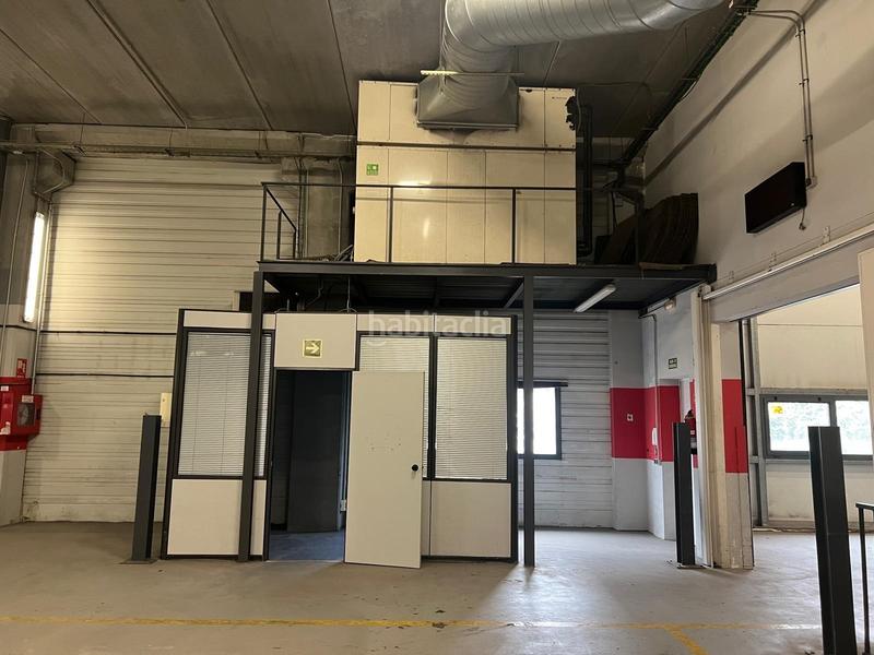 Foto 33c6cda1-926c-43a8-88d6-75f51b280478. Capannone industriale in Granvia LH Hospitalet de Llobregat (L´)