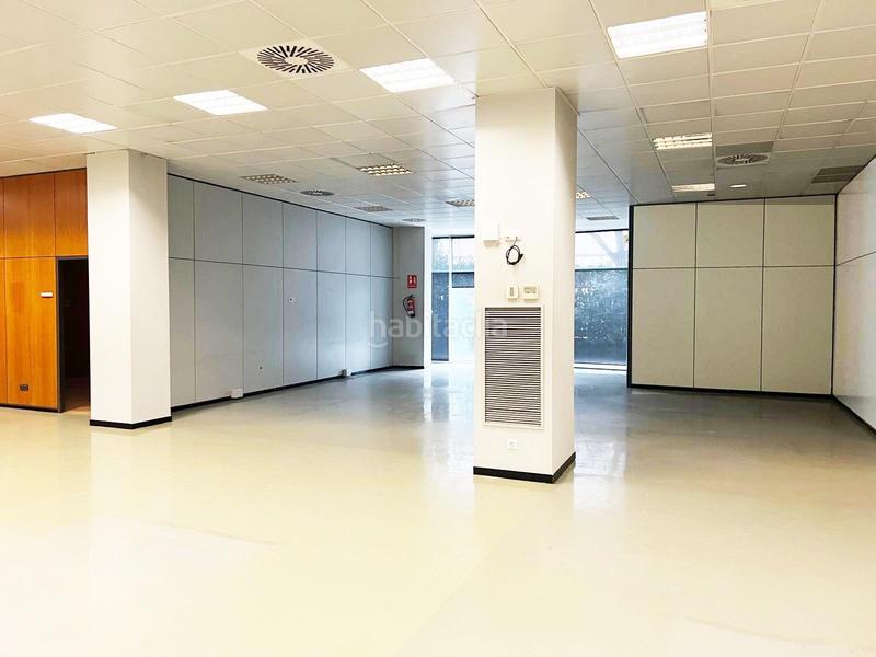 Foto 49b56bb0-b0a4-4e74-a973-cc78ba01c475. Capannone industriale in Granvia LH Hospitalet de Llobregat (L´)