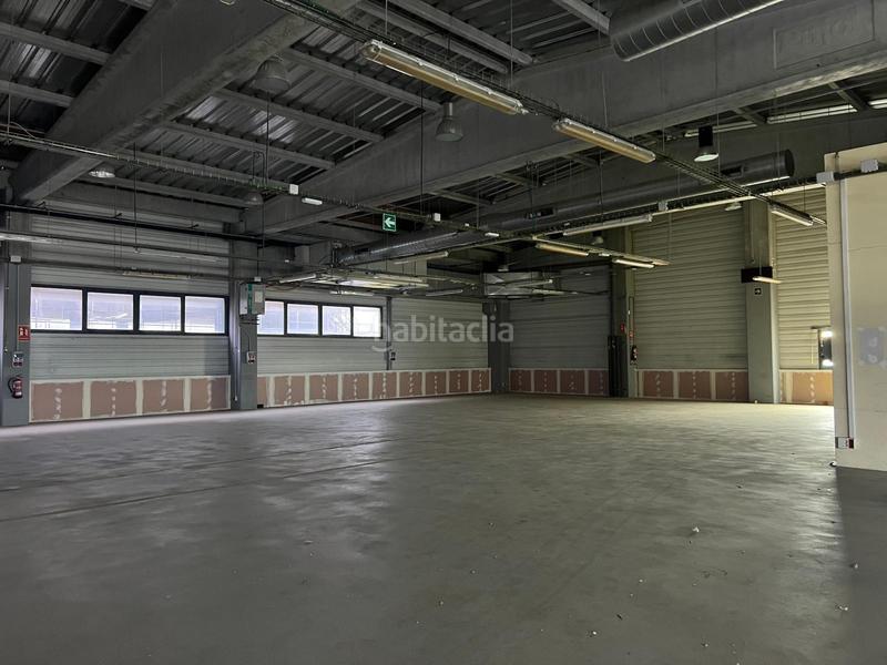 Foto 8d3746d4-cd01-4023-a222-484b99799c60. Capannone industriale in Granvia LH Hospitalet de Llobregat (L´)