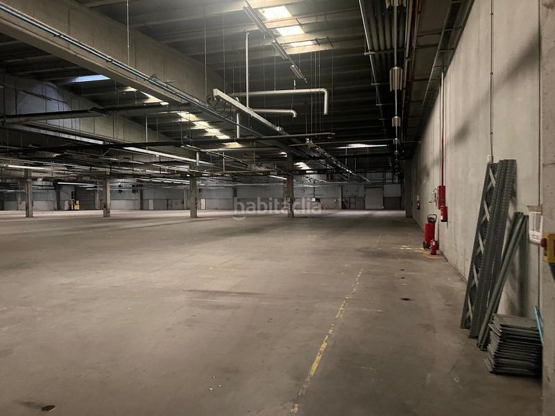 Foto 6cd99fec-8507-447e-8d33-91996e11ccf1. Alquiler nave industrial  en alquiler, en Celrà