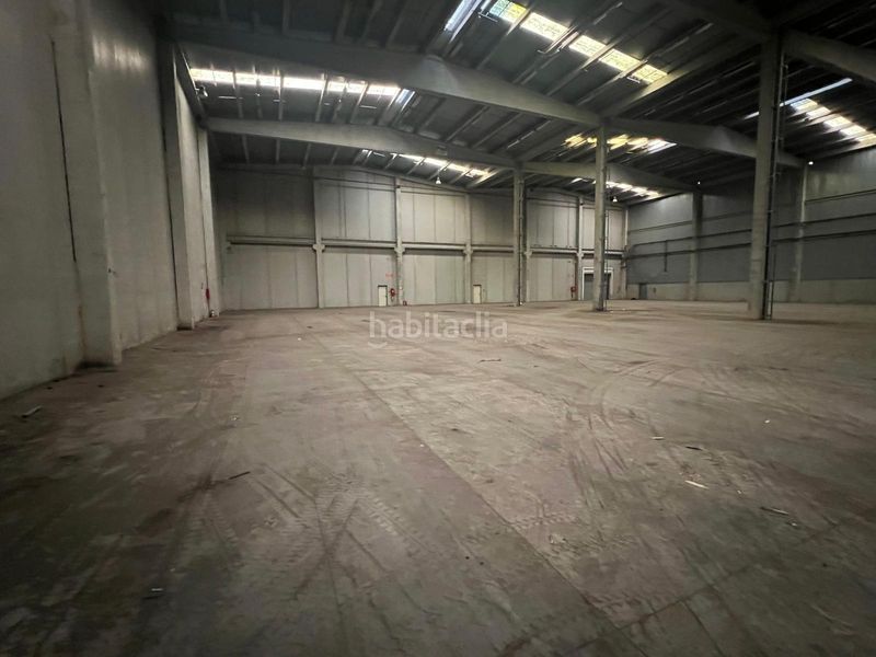 Foto 9cfa2697-254f-4f3e-a682-35746d950eda. Alquiler nave industrial  en alquiler, en Celrà