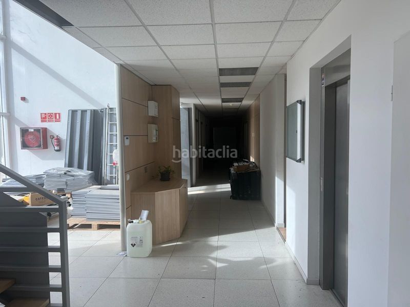 Foto b522670e-89f9-4fce-b749-c039e520513f. Alquiler nave industrial  en alquiler, en Celrà