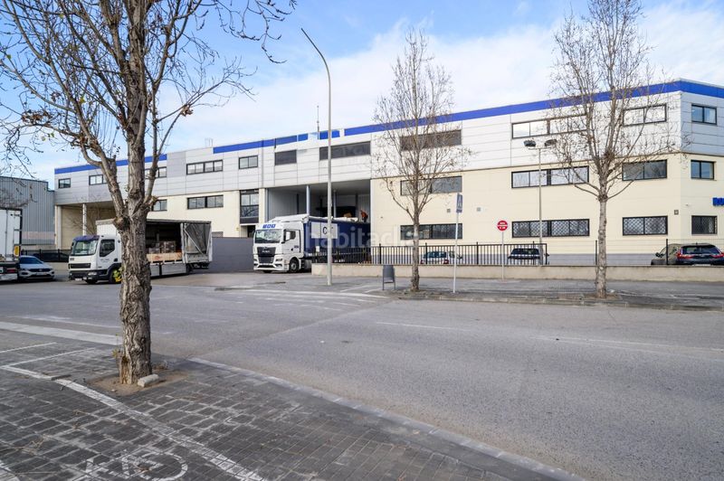 Foto c1a75be0-b63b-435e-98ae-47d917d3b8bd. Lloguer nau industrial a Eixample Sud - La Barceloneta Prat de Llobregat (El)