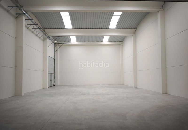 Foto 7d8f6de9-e447-41e8-93ec-6898eabf68c6. Location bâtiment à usage industriel dans Levantina - Montgavina - Quintmar Sitges