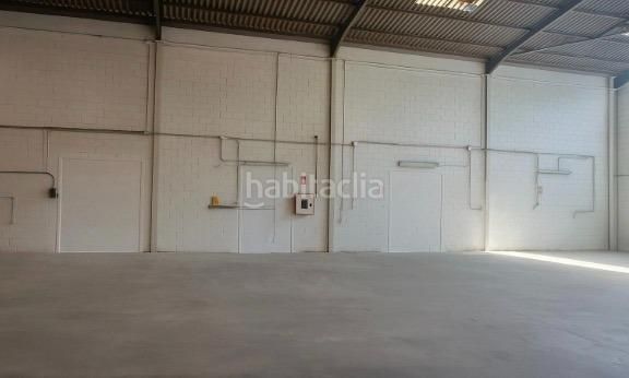 Foto 01e4583b-46d5-40d2-8e83-0b4ae04c68fb. Nau industrial a Canovelles