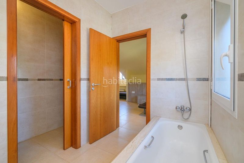 Foto d7ce760a-1584-4ab1-994c-0926b43dbc30. Xalet amb calefacció aparcament piscina a Victoria-Les Vil·les-Canyadell Arenys de Mar