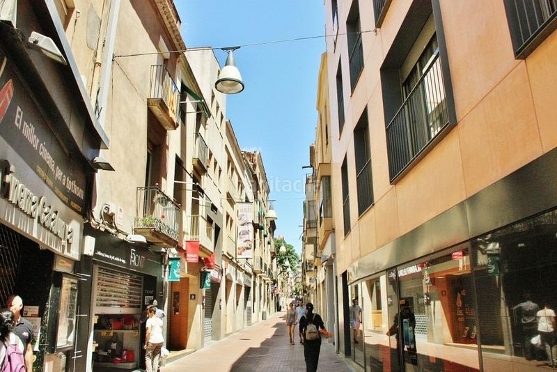 Foto 365d9d2a-7c90-40aa-b809-feac4baa861b. Edificio  en venta, en La Maurina Terrassa