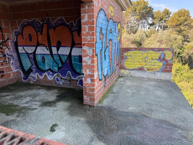 Foto 0d1c29ac-7517-40bb-98fb-295acf80741a. Casa amb aparcament a Corbera de Llobregat