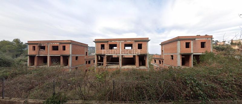 Foto 1c31bc7d-50e2-48c5-87f6-fd500784bd53. Casa amb aparcament a Corbera de Llobregat