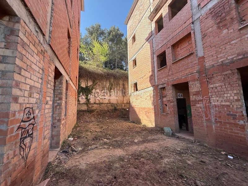 Foto 8f4fb430-4099-4547-a029-f9313fe5f01b. Casa amb aparcament a Corbera de Llobregat