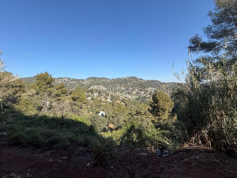 Foto f1693a2b-f60c-4699-b30b-05d015c85dc5. Casa amb aparcament a Corbera de Llobregat
