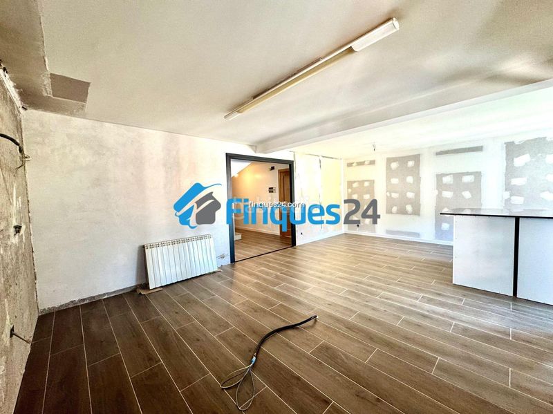 Foto 644f7ad2-117a-42cc-a276-b81099fce456. Dúplex amb aparcament a Sant Vicenç de Castellet