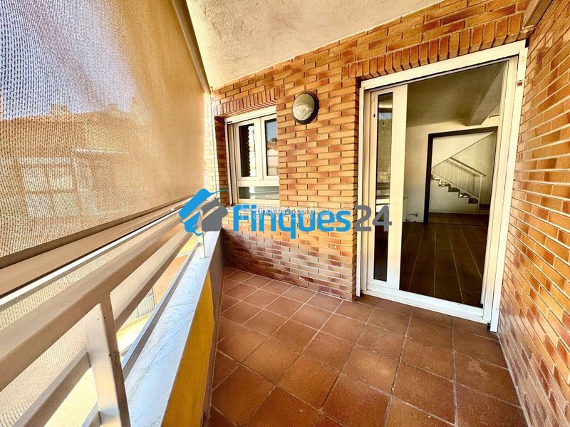 Foto 878a37a1-8d5c-485f-900d-63bbfbd70e04. Dúplex amb aparcament a Sant Vicenç de Castellet