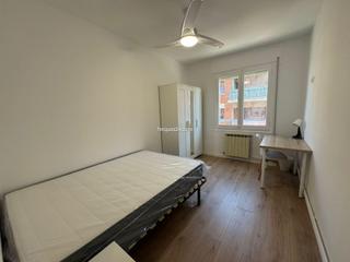 Lloguer Apartament a Bases de Manresa - Carretera de Santpedor. Se alquila habitaciones para estudiantes