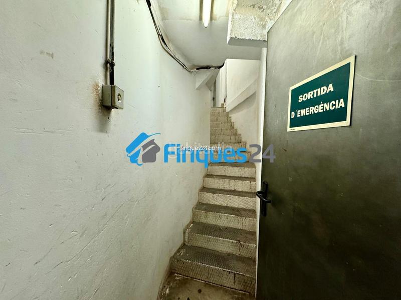 Foto e273dfdc-219d-43c0-a6ff-644d64decf1b. Aparcament cotxe a Carretera de Vic - Remei Manresa