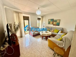 Pis a Barri Antic. Oportunidad �nica en el centro de manresa  ideal inversores o pr