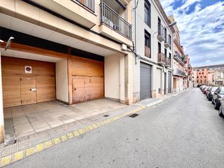 Posto auto in Carretera de Vic - Remei. Plaza de aparcamiento en venta en manresa  calle sant salvador