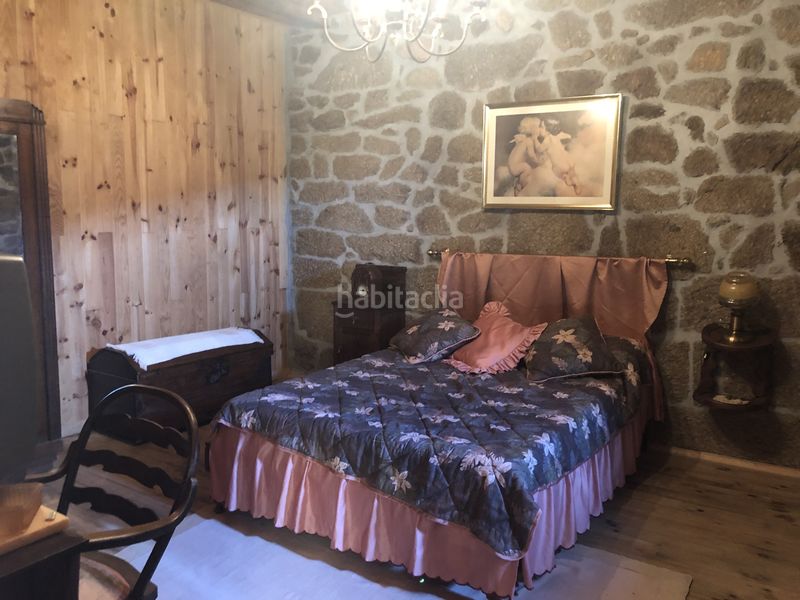 Foto 449c9496-ab41-416a-ad8e-d1aa822f13d8. Casa a Leiro
