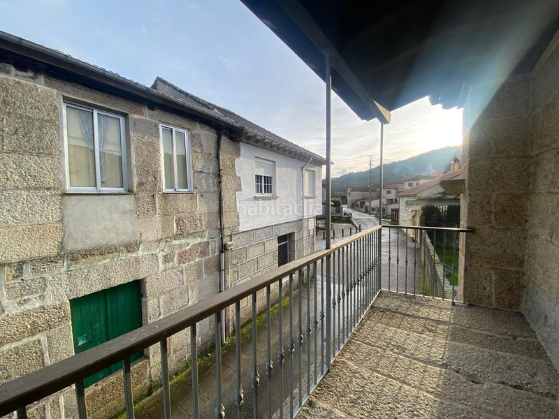 Foto 16201b95-7077-4c77-956b-2fb317275d03. Xalet amb xemeneia calefacció aparcament piscina a Leiro