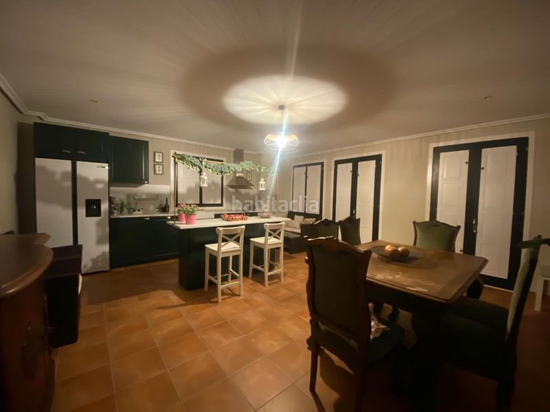 Foto 5da477b3-4cc1-42e7-95ba-3148b075c41f. Xalet amb xemeneia calefacció aparcament piscina a Leiro