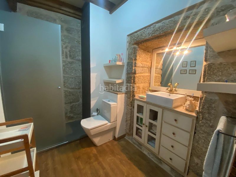 Foto 77e43823-6dac-4075-84ca-8c3b5176c1d5. Xalet amb xemeneia calefacció aparcament piscina a Leiro