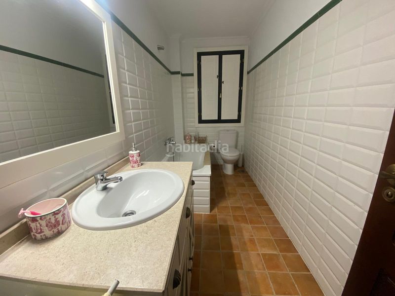 Foto ede20629-d082-464f-8092-393b3d46e45b. Xalet amb xemeneia calefacció aparcament piscina a Leiro