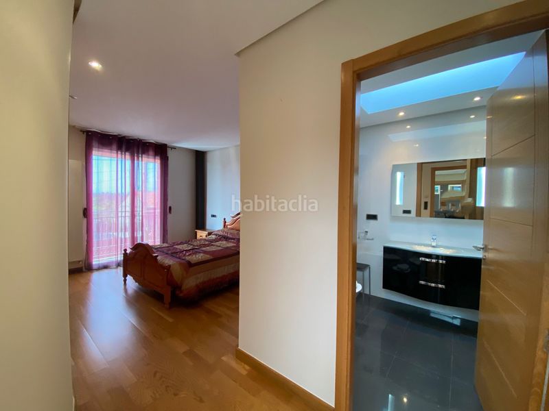 Foto e88d3085-5551-42e0-8ce2-e52fbdad14e2. Xalet amb calefacció aparcament a Boborás