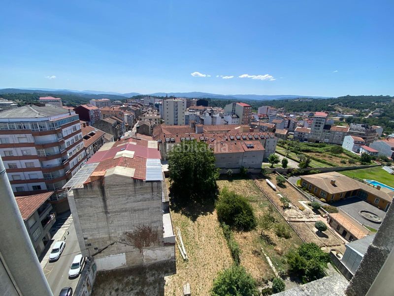 Foto 2f9b25f6-ac6b-4f67-b1fb-b812fd648738. Pis a Carballiño (O)