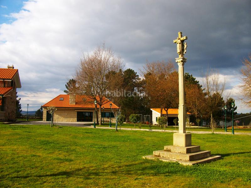 Foto 54d08c79-ed26-4783-87fb-54803a286897. Chalet ref: 01083 - chalet de segunda mano en venta en Carballiño (O)