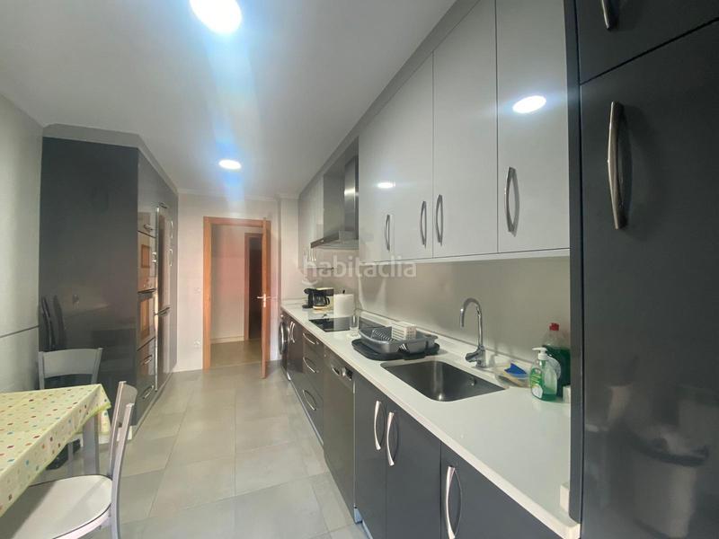 Foto c5d24ff6-2de7-4b41-8d3a-7ced2afe33bd. Apartament a Carballiño (O)