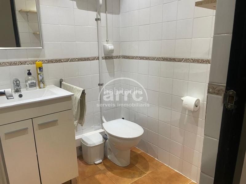 Foto 4f068a49-d233-4b26-99b9-0413187cfb54. Local comercial local venta o alquler en Zona Alta Premià de Mar