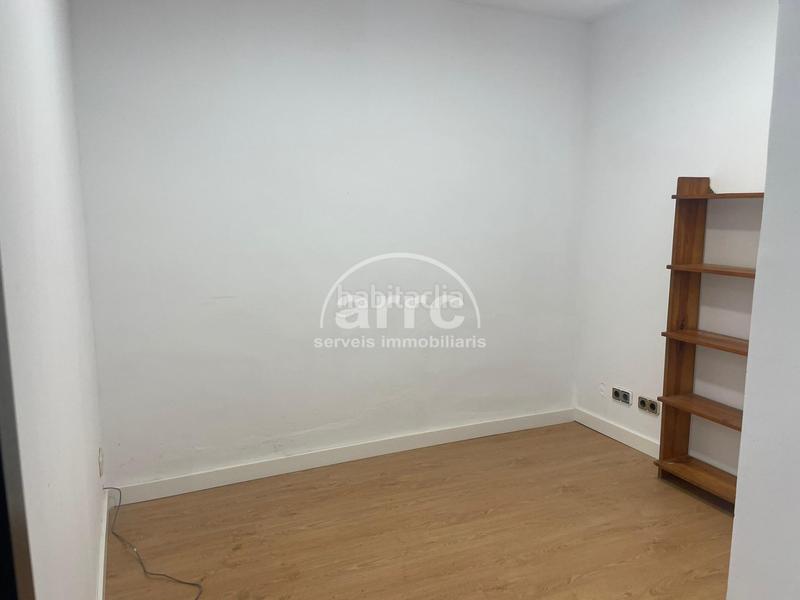 Foto bb7289ae-0703-4d2f-91c2-21f7b9df7ac1. Local comercial local venta o alquler en Zona Alta Premià de Mar